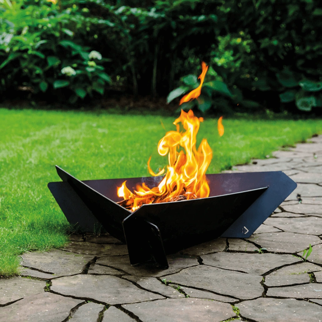 vatra-de-foc-exterior-triangle-71x63-cm-firetriangle